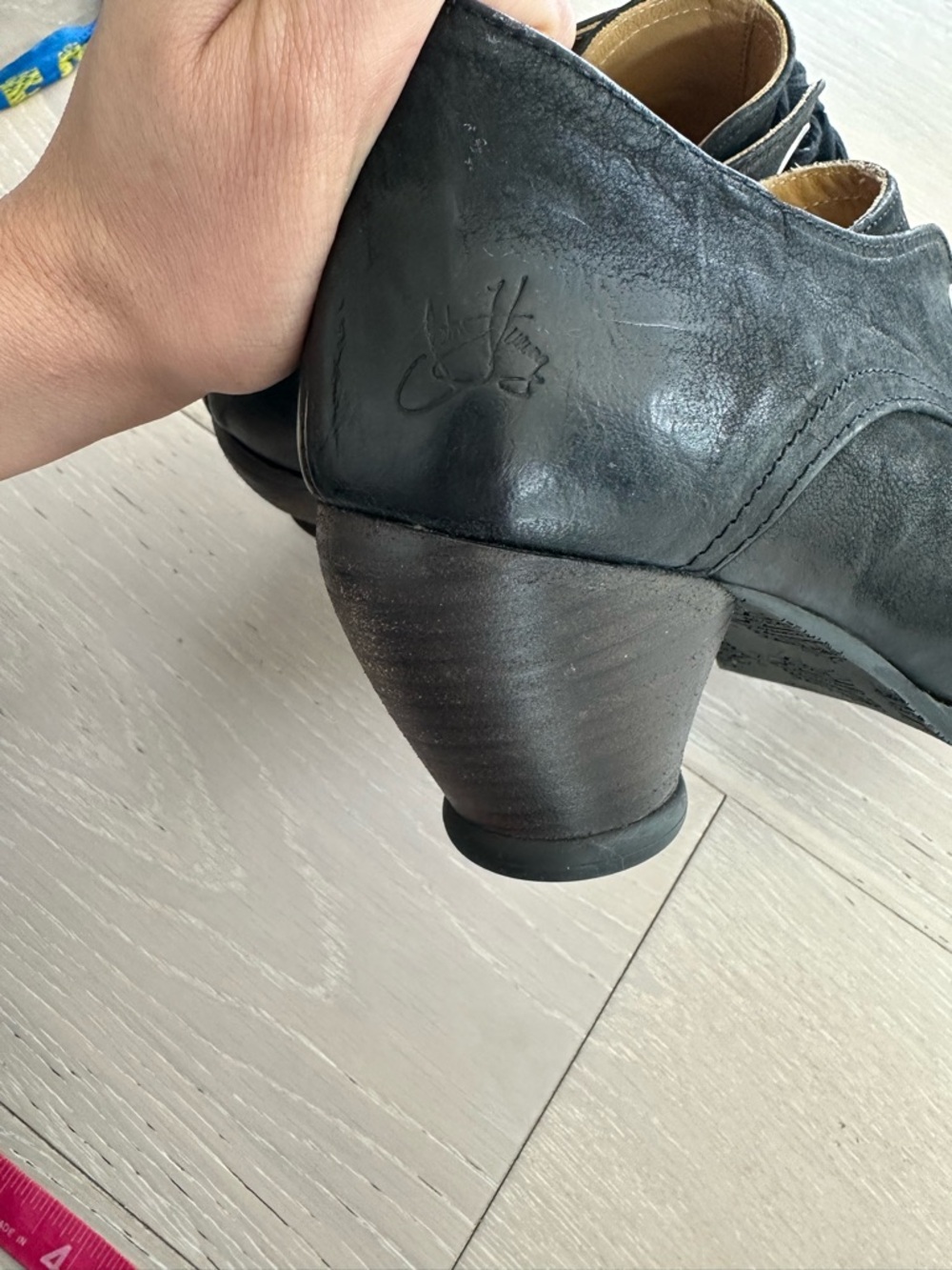 John Fluevog Black Leather Lace-Up Chunky Heel Ankle Booties with Ribbon Laces - Picture 6 of 11
